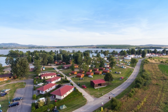 Pasohlávky nabízí Kemp Merkur Pasohlávky